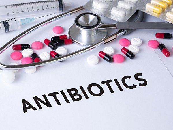 При каких болезнях врачи назначают антибиотики